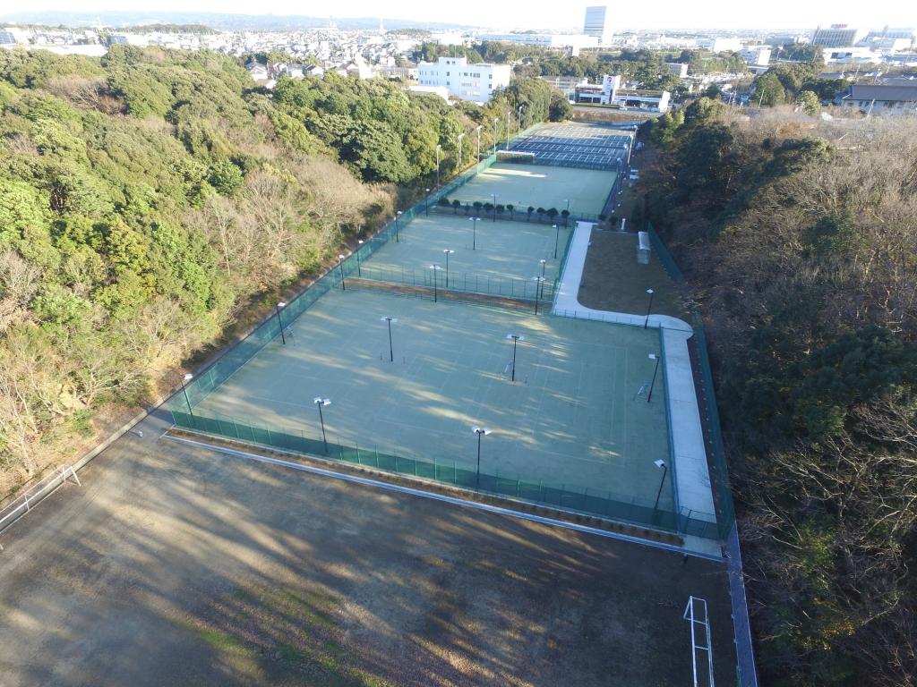 磐田市発注　東大久保運動公園テニスコート整備工事